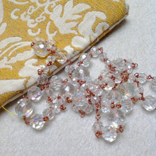 Carica l'immagine nel visualizzatore di Gallery, Collana in Cristallo Bianco